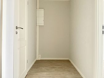 Bild zu Luxus-2-Zimmer-Wohnung mit hochwertiger Einbauküche und Westbalkon in Rostock-Südstadt