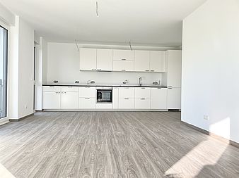 Bild zu Neubau! 4-Zimmer-Wohnung mit Südbalkon, Einbauküche und Aufzug in Rostock-Groß Klein