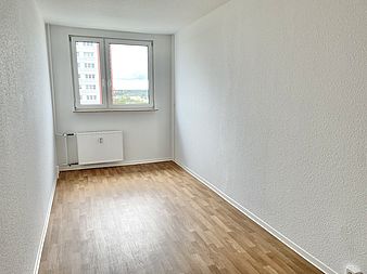 Bild zu 3-Zimmer-Wohnung mit Ausblick in Rostock-Lütten Klein