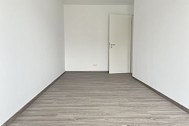 Bild zu Neubau! 3-Zimmer-Wohnung mit Einbauküche, Tiefgaragenstellplatz und Ostbalkon in Rostock-Groß Klein