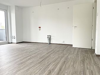 Bild zu Neubau! 3-Zimmer-Wohnung mit Einbauküche, Tiefgaragenstellplatz und Ostbalkon in Rostock-Groß Klein